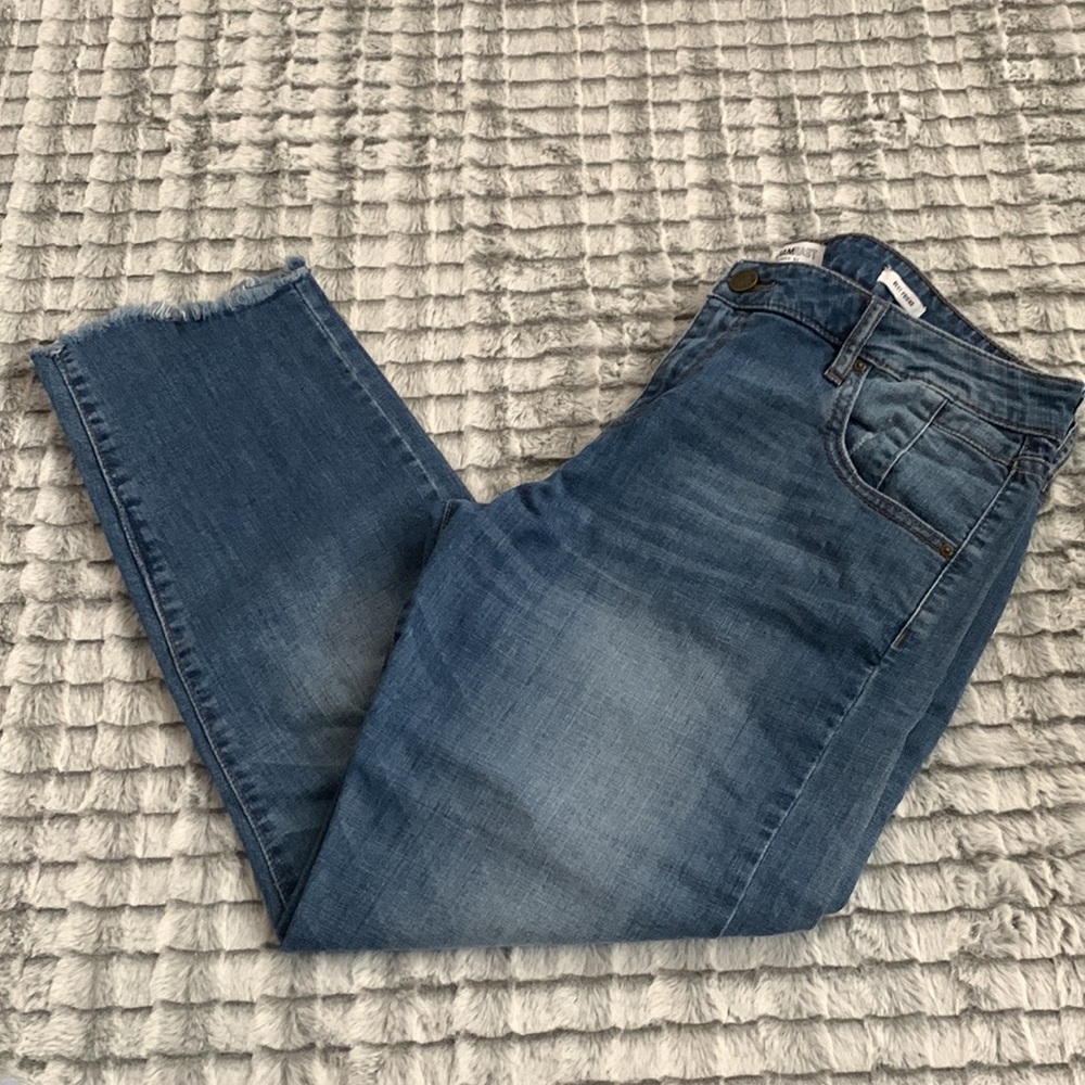 William Rast crop jeans - Picture 2 of 13